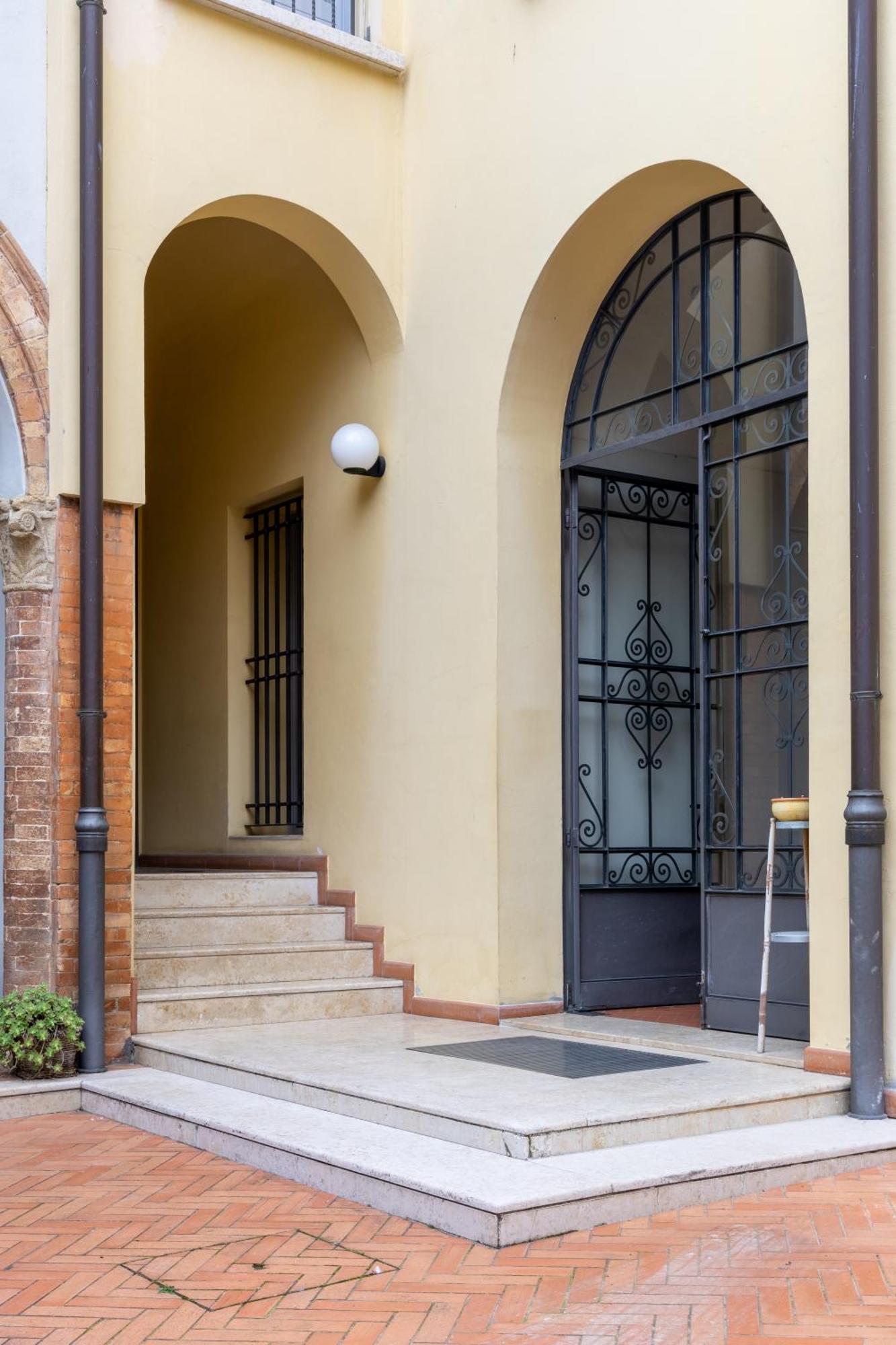 Apartamento Casa Petrucci Centro Storico Forlì Exterior foto